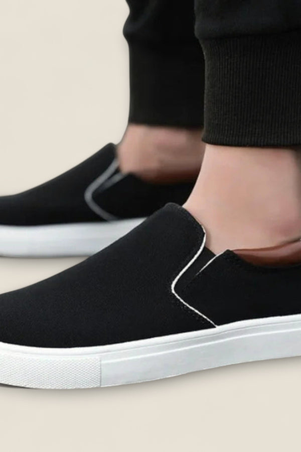 Elio - Slip-On Canvas Sneakers