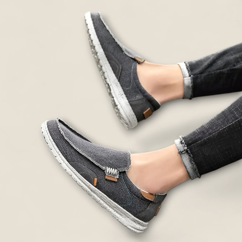 Bruno - Slip-On Canvas Sneakers