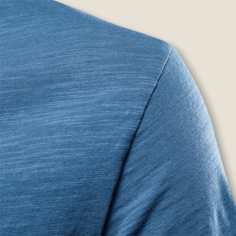 Valerio - V-Neck Tee in Slub Cotton