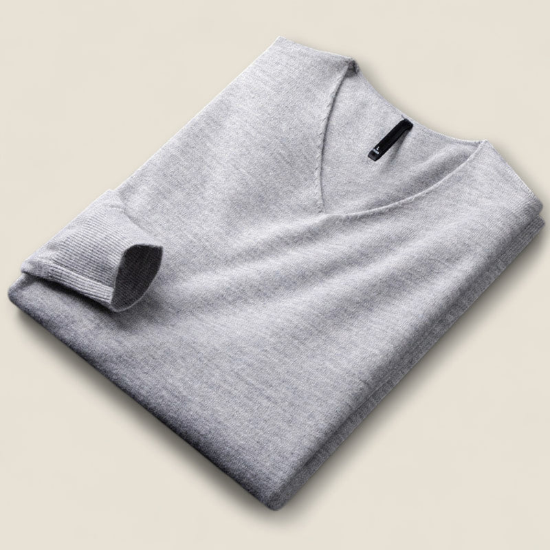 Alessio - V-Neck Sweater in Wool-Cashmere Blend